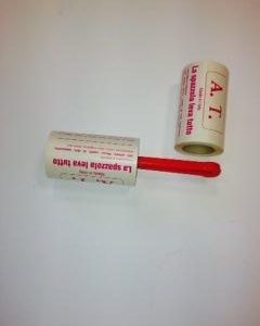 ADHESIVE BRUSH WITH SPARE ROLL